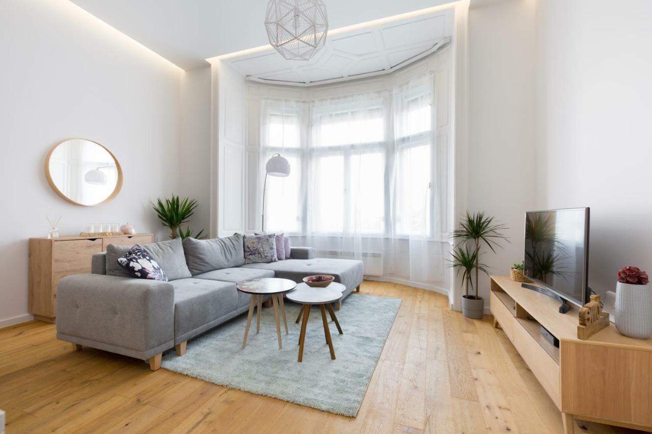Designer Dream Home In The Center W 2Br/2Bath ブダペスト エクステリア 写真